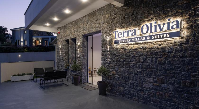 Terra Olivia Luxury Villas and Suites photo