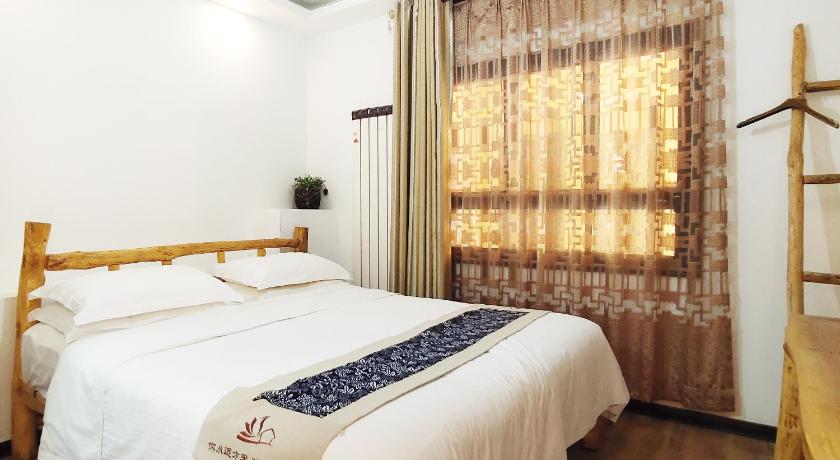 Dunhuang Silk Yododo Inn photo
