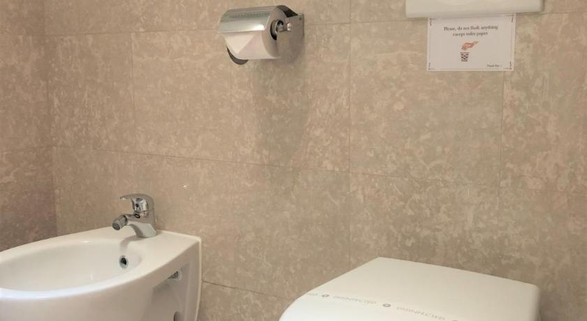 Image of Standard Double Room 6