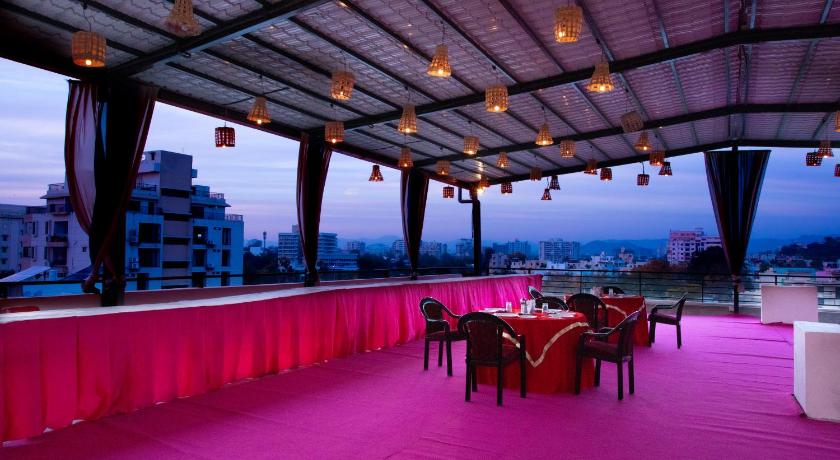 Hotel Bhairav Bagh & Restaurant - image 5