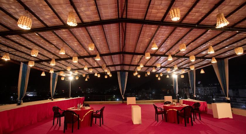 Hotel Bhairav Bagh & Restaurant - image 8