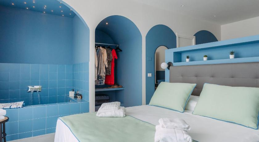 ソレント Sorrento Colors&Suites 3つ星 ゲストハウス スイート