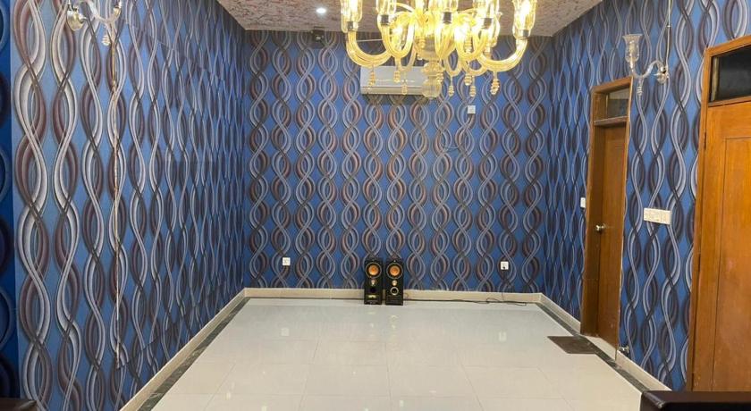 Hotel Executive Lodge - image 6