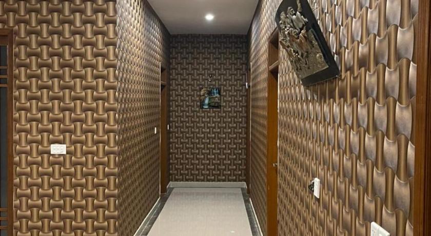 Hotel Executive Lodge - image 7