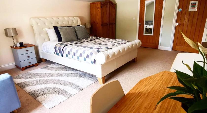 The Ibex Inn — Hotel in Newbury