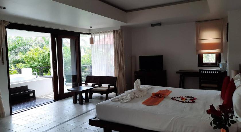 Image of Junior Suite 8