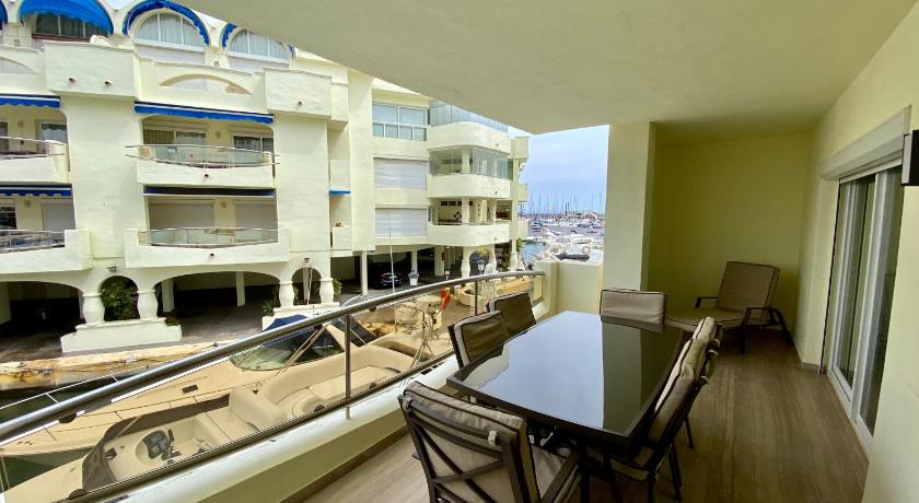 Capaldi Luxury Holiday Rentals Puerto Marina Benalmadena photo