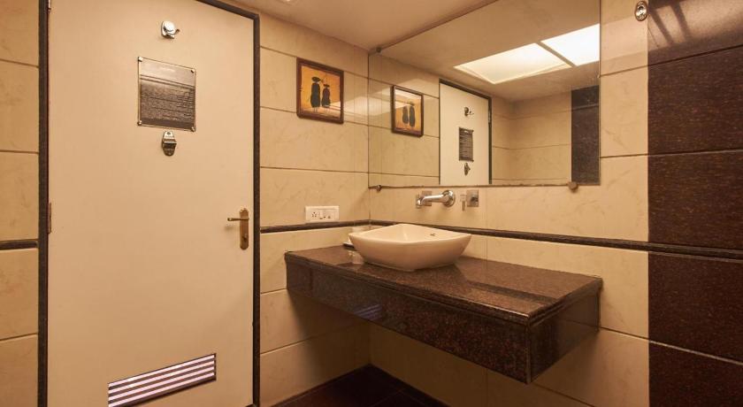 Sukh Hotel