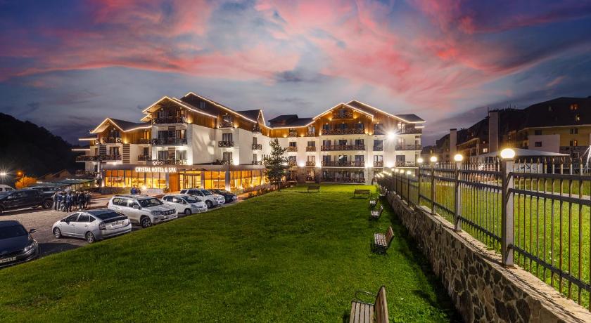 Crystal Hotel &amp; SPA — Hotel in Bakuriani