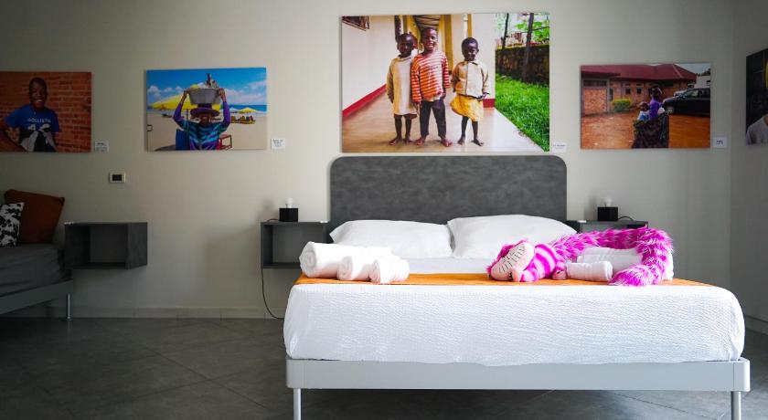 Click Art & Room