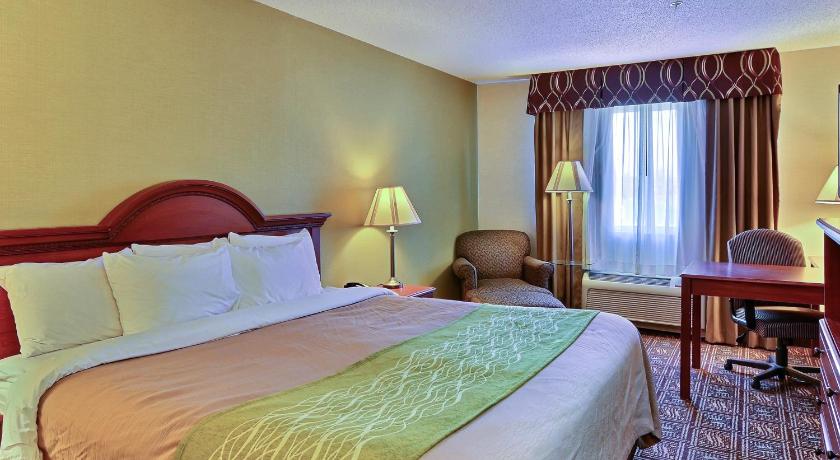 Comfort Inn Weirton photo