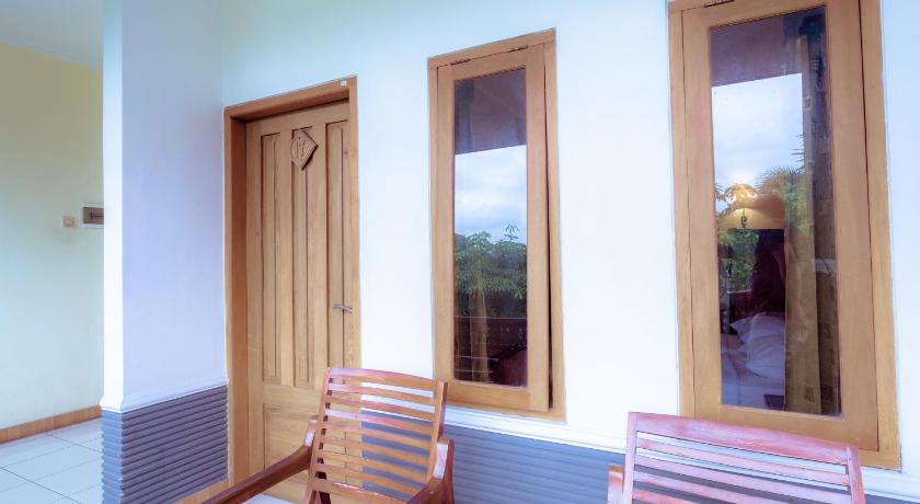 Image of Standard Twin Room 11