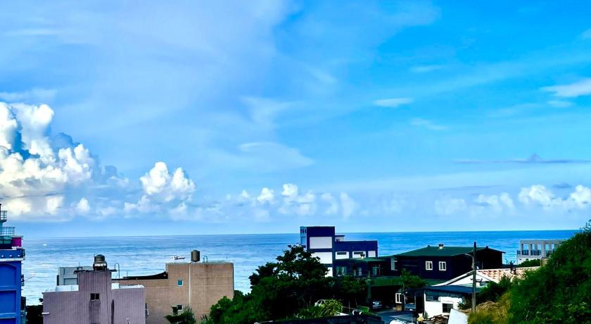 Rainbow BnB - image 18