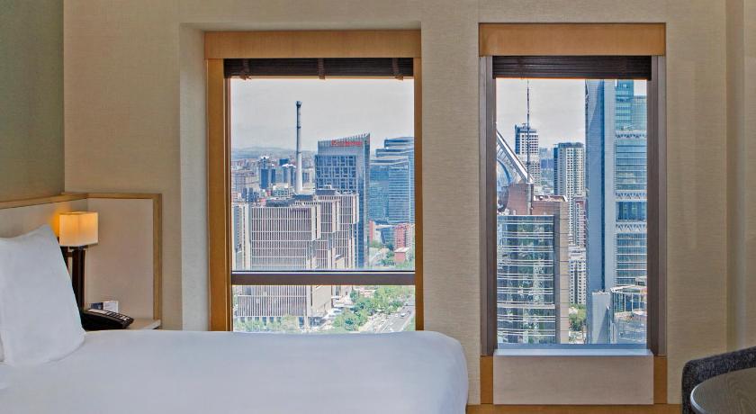 Imagen de 1 King Bed With City View Deluxe 3