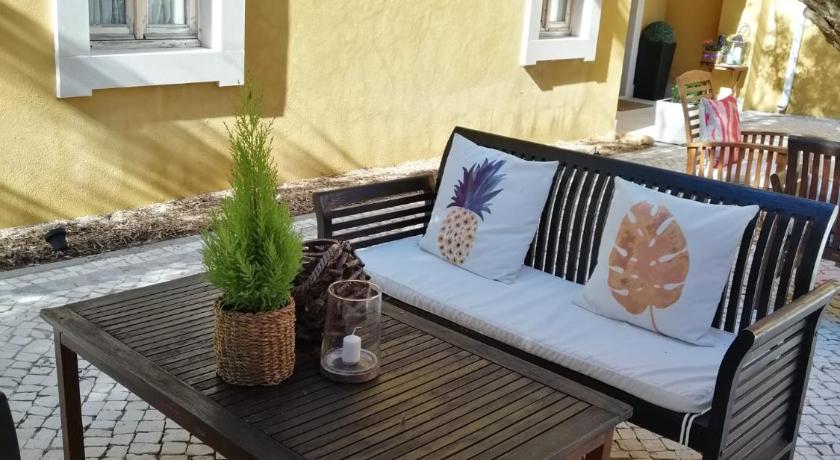 ミラ Casa De Campo Colmeal 3つ星 シングルルーム ロビー