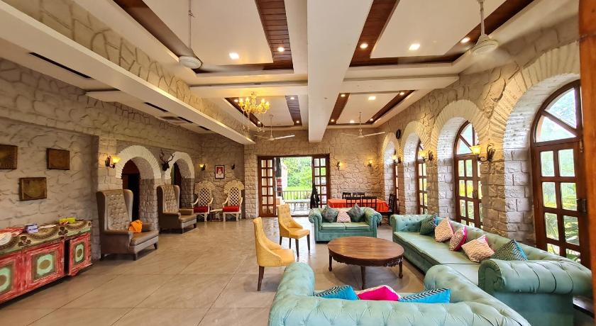 Luxurious Vintage Villa photo