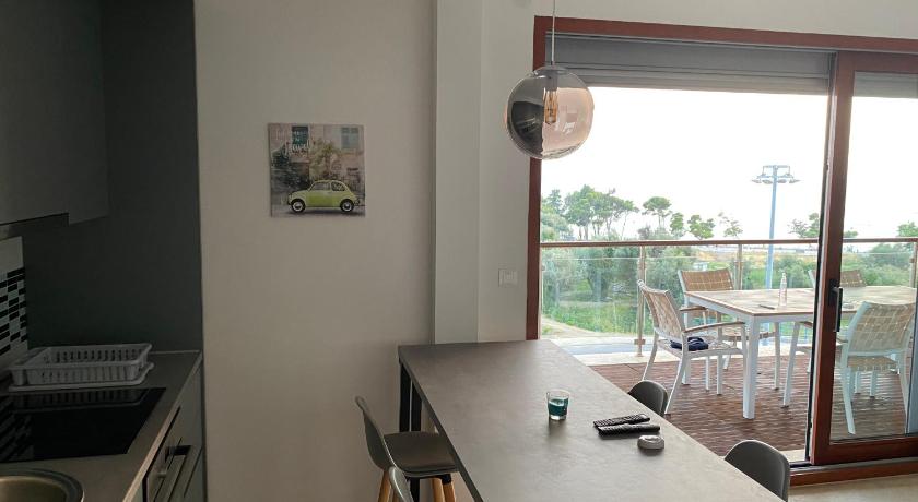 Bitcoin and Ethereum Deluxe Apartments — Hotel in Bar