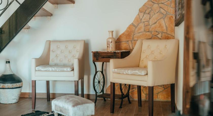 Image of Suite Deluxe 8