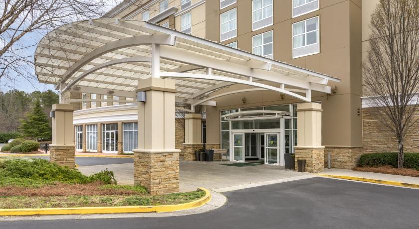 Holiday Inn Gwinnett Center photo