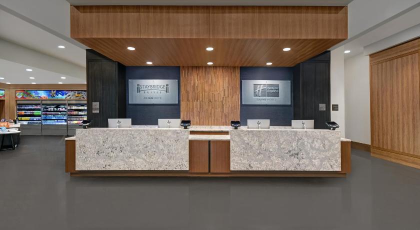 Holiday Inn Express Houston Galleria Area photo