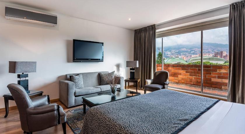 Hotel Egina Medellin photo