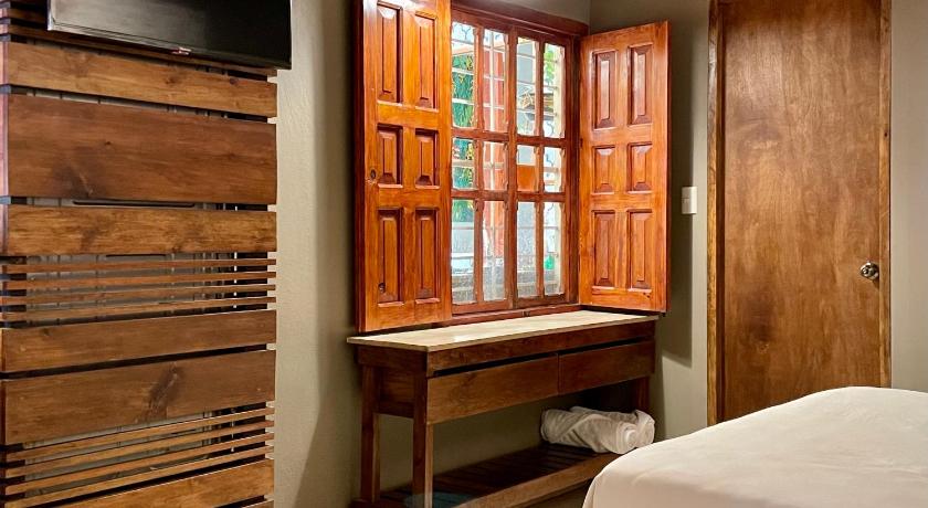 Image of Superior Queen Room with Two Queen Beds 3