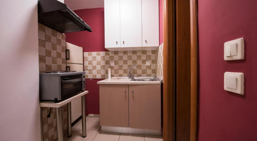 Alexandros Inn photo