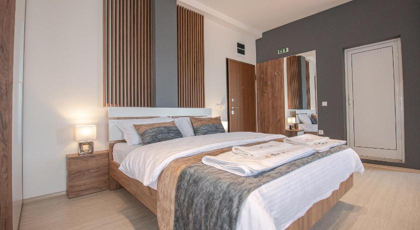 OASIS Apartments photo