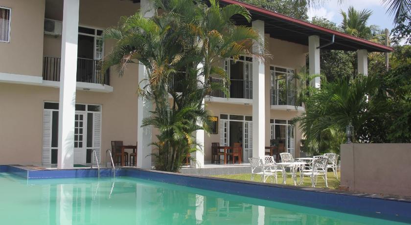 Grand 7 Hotel Thalawathugoda - image 10