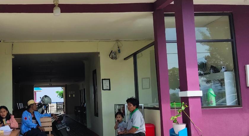 penginapan karanglaut santolo - image 48