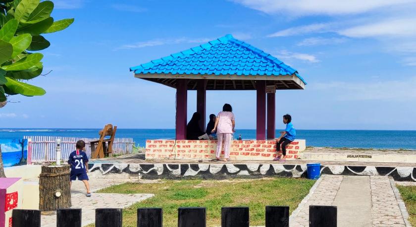 penginapan karanglaut santolo - image 27
