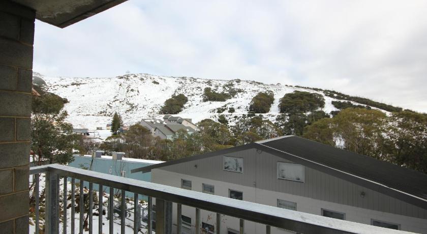 Lakeside Falls Creek photo