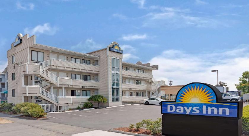 Days Inn by Wyndham Seattle North of Downtown