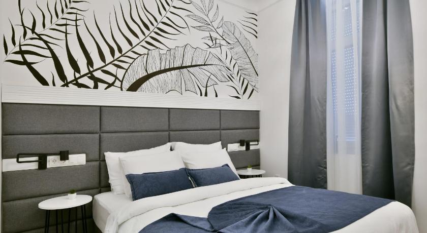 Luxury Galla Apartments in the City Center photo