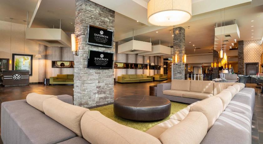 Sandman Signature Vancouver Airport Hotel & Resort