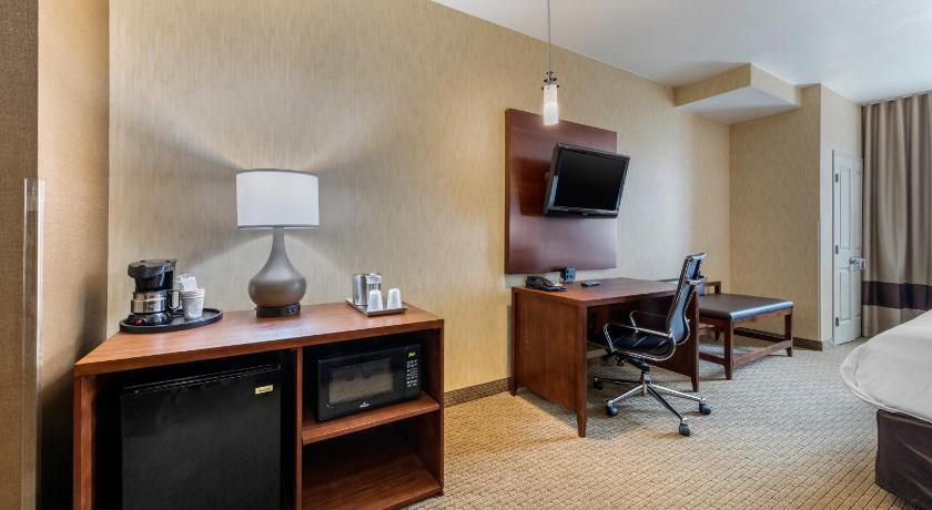 Comfort Suites Near City of Industry - Los Angeles