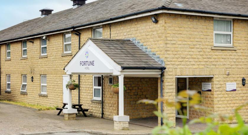 FORTUNE Hotel, Huddersfield-Halifax, M62 Jct24, Sure Collection by Best Western