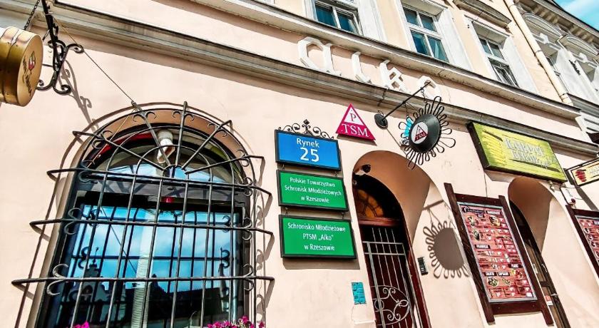 Schronisko Mlodziezowe PTSM "Alko" — Hotel in Rzeszow