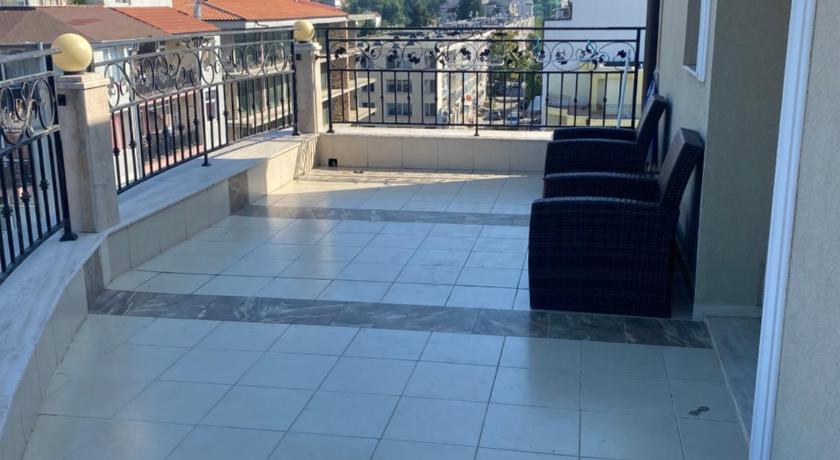 Empera Hotel photo