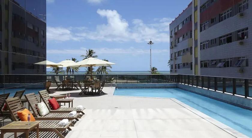 HY Beach Flats - International photo