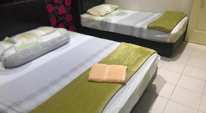 No 96 Nazirin Homestay Lumut photo