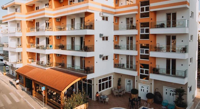 Hotel SARS — Hotel in Bar