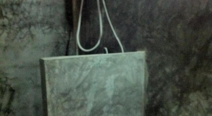 Image of Bungalow with Fan 9