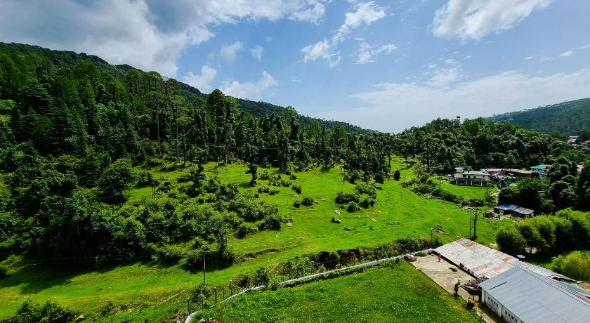 Mohan Home Stay — Hotel in Dalhousie