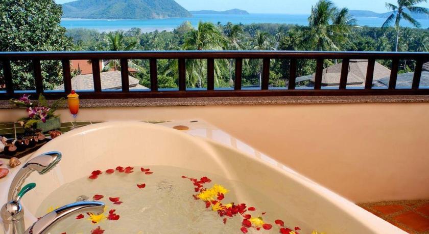 รูปของห้องรอยัลสวีท มีระเบียง (Royal Suite with Balcony) 2