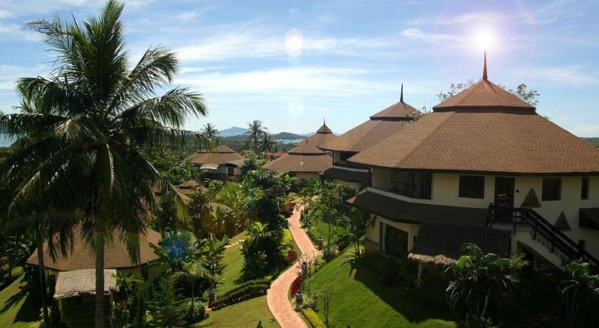 รูปของห้องรอยัลสวีท มีระเบียง (Royal Suite with Balcony) 6