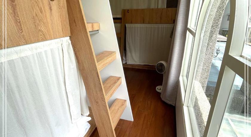 Image of Single Bed in mix Dormitory Room 4