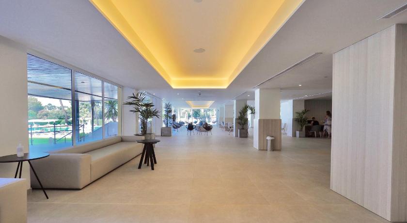 BQ Belvedere Hotel
