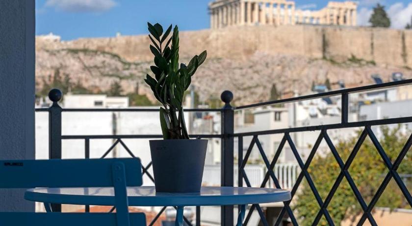 Acro Urban Suites — Hotel in Athens