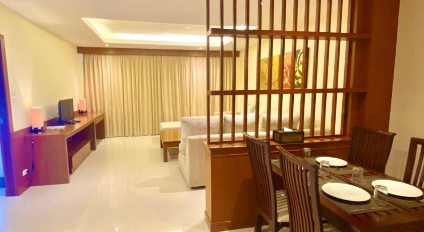 Image of Junior Suite 16